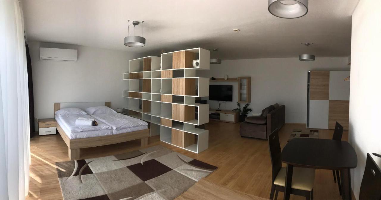River View Residence Bratislava Exterior foto