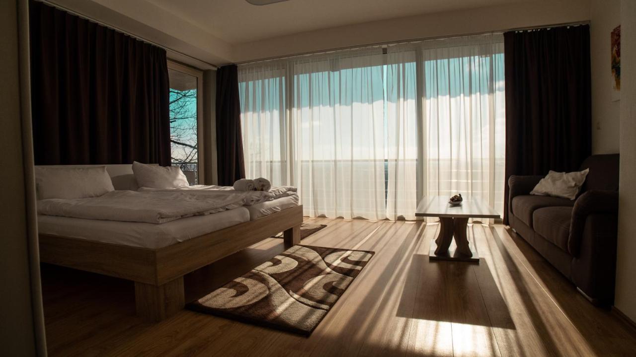 River View Residence Bratislava Exterior foto