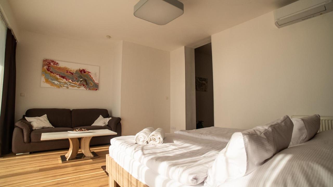 River View Residence Bratislava Exterior foto